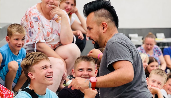 Magician from Colombia